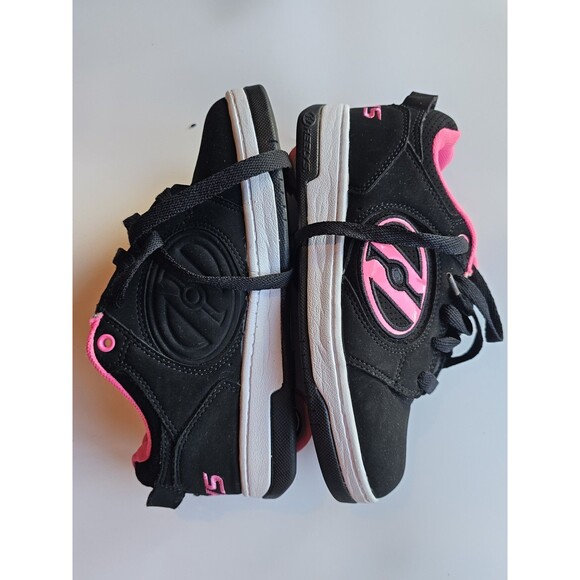 Heelys Other - HEELYS Unisex Kids Youth Voyager Wheeled Shoe Black Pink Size 3